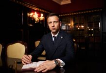 Navigating Complex Litigation With Business Trial Lawyers Trial Lawyers