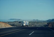 How Weather Conditions Affect Large Truck Crashes: What Drivers Need to Know Truck Crashes