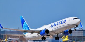 Emergency Diversion of United Airlines Flight UA770 Airlines Flight UA770