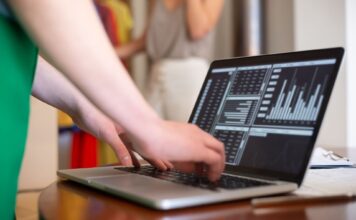 How Small Businesses Can Use Data Without Stress Use Data