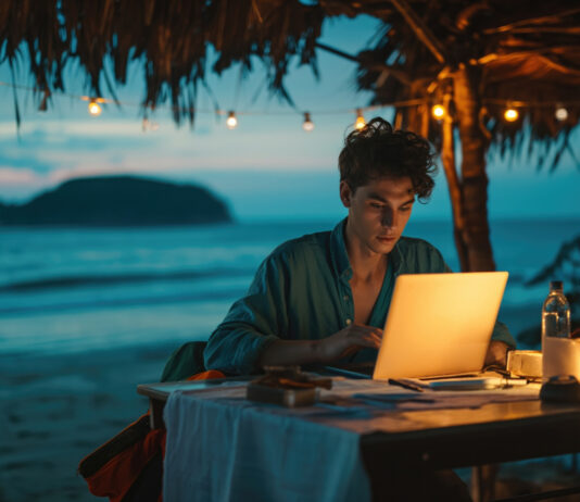 How to Perfectly Balance Work and Vacation Vacation