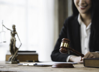 Your Guide to Atlanta Personal Injury Lawyers lawyer office