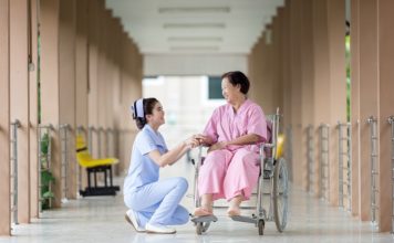 Why Choosing a Career In Nursing Is a Smart Move