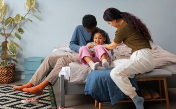 Supporting a Parent in Memory Care: What Families Should Know Memory Care