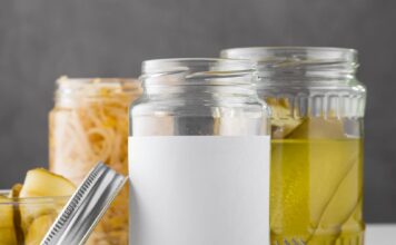 Choosing the Right Glass Packaging for Pre-Rolls