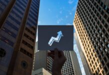 The Impact of Economic Trends on Commercial Real Estate Refinance Opportunities in 2025