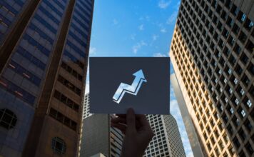 The Impact of Economic Trends on Commercial Real Estate Refinance Opportunities in 2025