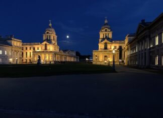 Inside Sir Christopher Wren’s Greenwich Masterpiece: A Complete Old Royal Naval College Guide Sir Christopher Wren's Twin-Domed Masterpiece: The Old Royal Naval College