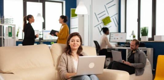 How Modern Workspace Design Drives Business Efficiency and Employee Retention How Modern Workspace Design Drives Business Efficiency and Employee Retention