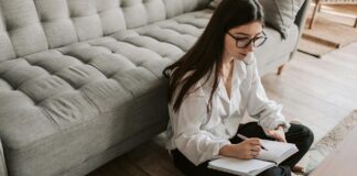 How Freelancers Can Handle Emergency Personal Costs Freelancers