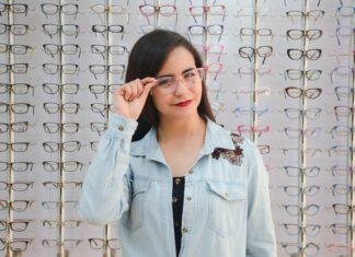 Protecting Your Eyes – The Importance of UV Protection in Photochromic Cycling Glasses photochromic cycling glasses