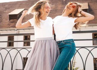 Choosing the Perfect Top for Going Out on the Town