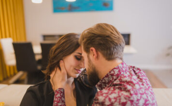 How Emotionally Unavailable High-end Professionals Mask Disconnection Through Structured Romance signs of emotional