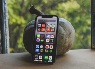 How To Type It Backwards 3 On A Phone And A Computer How To Type It Backwards 3 On A Phone And A Computer