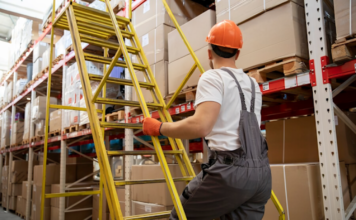 The Role of Access Platforms in Preventing Falls and Accidents Preventing Falls