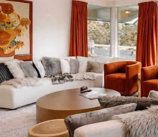 The Ultimate Guide to Booking Premium Snow Accommodation Without the Stress Snow Accommodation